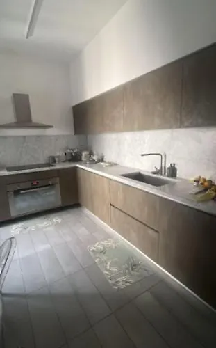 Large With Private Bathroom Homestay *