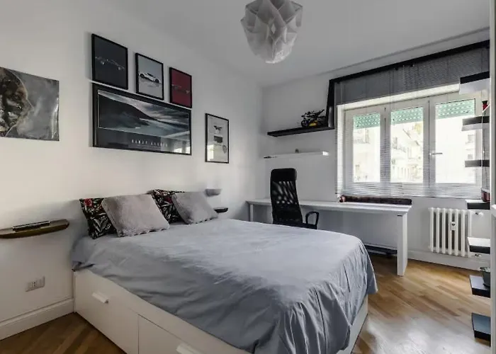 Homestay Large With Private Bathroom